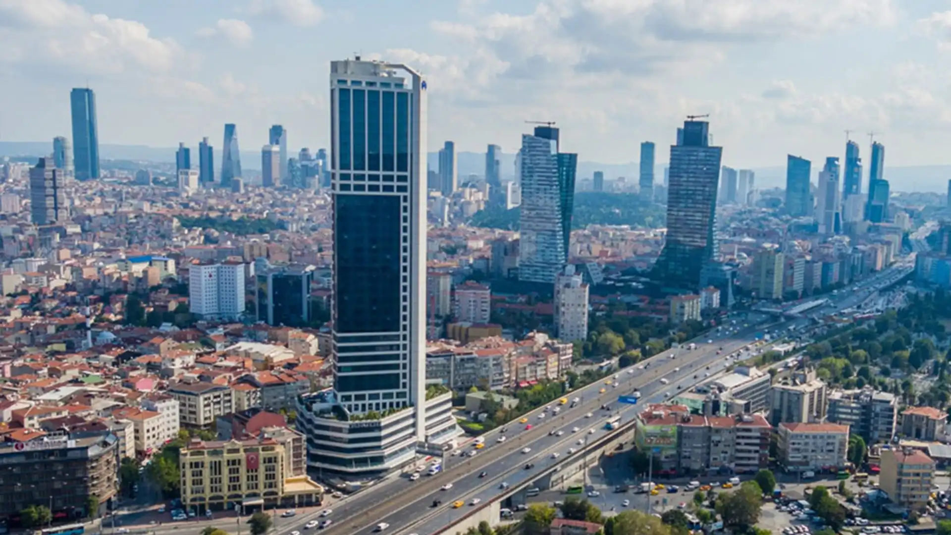 LUX Properties Nurol Tower Şişli şubesi